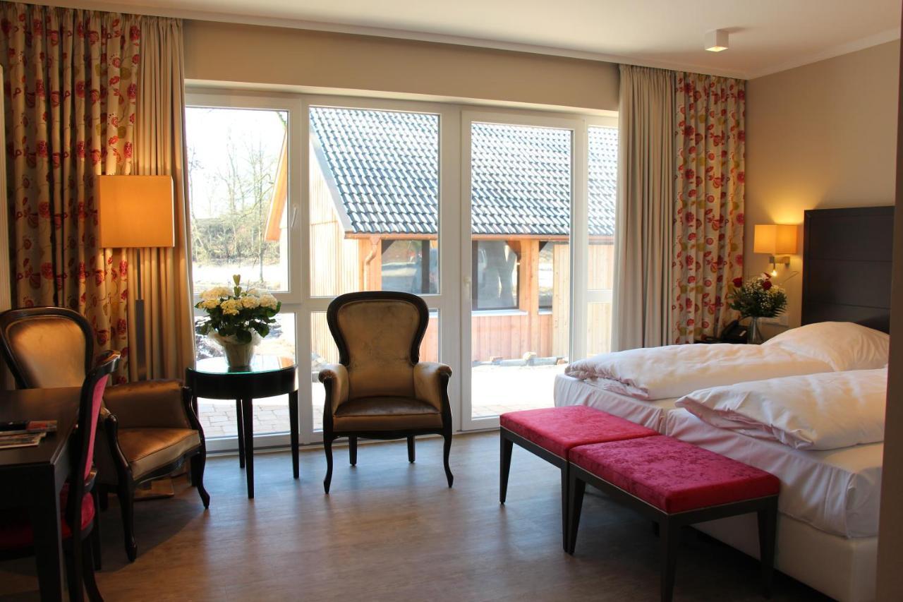Gut Altona Hotel Dotlingen Bagian luar foto