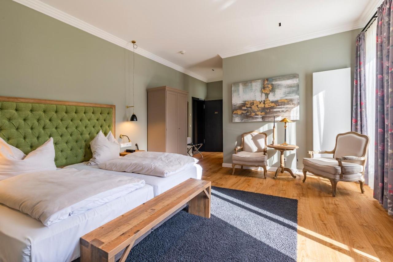 Gut Altona Hotel Dotlingen Bagian luar foto