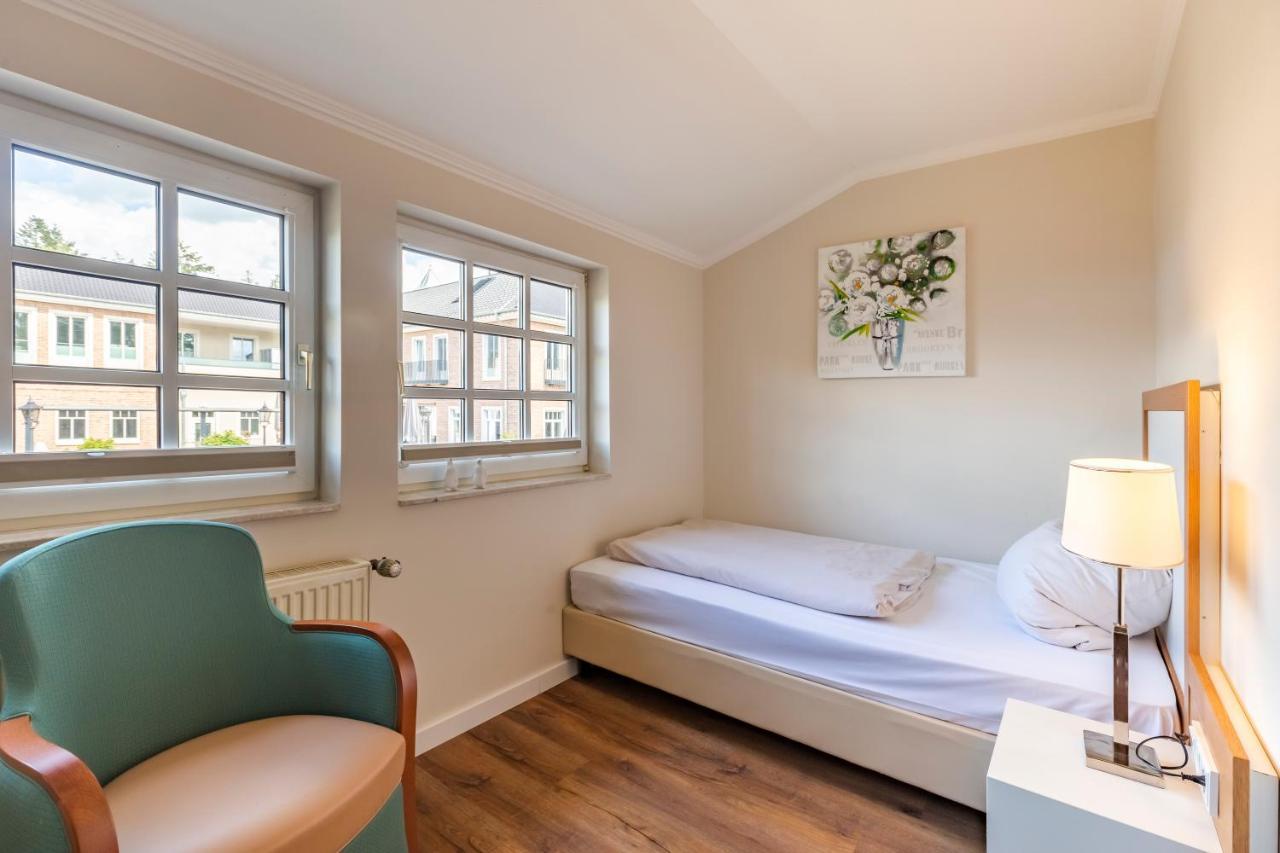 Gut Altona Hotel Dotlingen Bagian luar foto